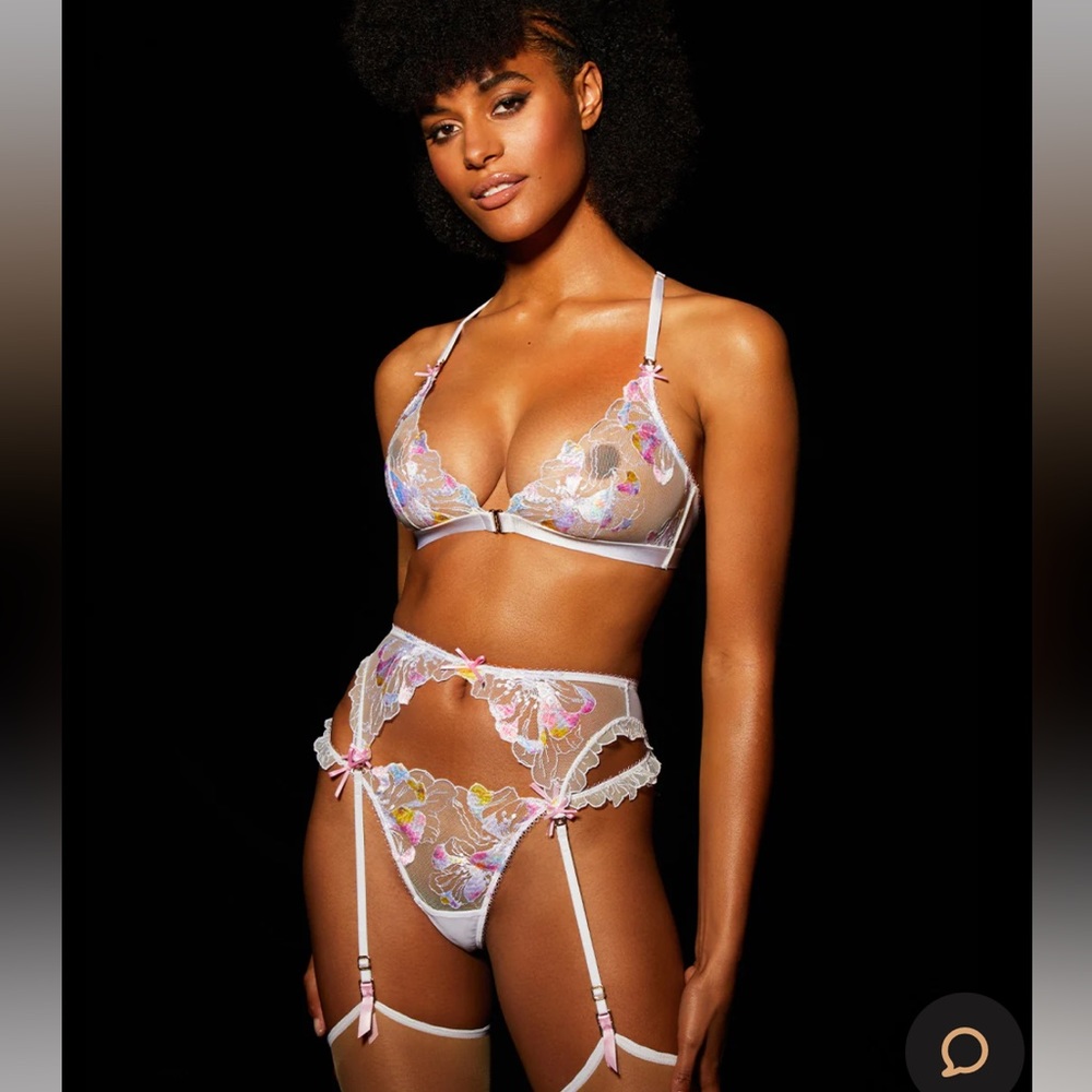 NWT🤍 Fleur 2 piece set